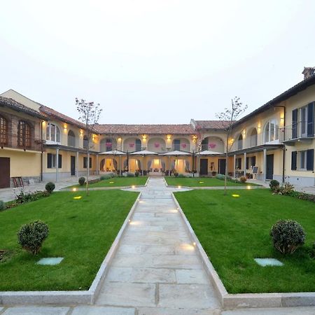 Agriturismo Cascina Varie Castagnito Exterior photo