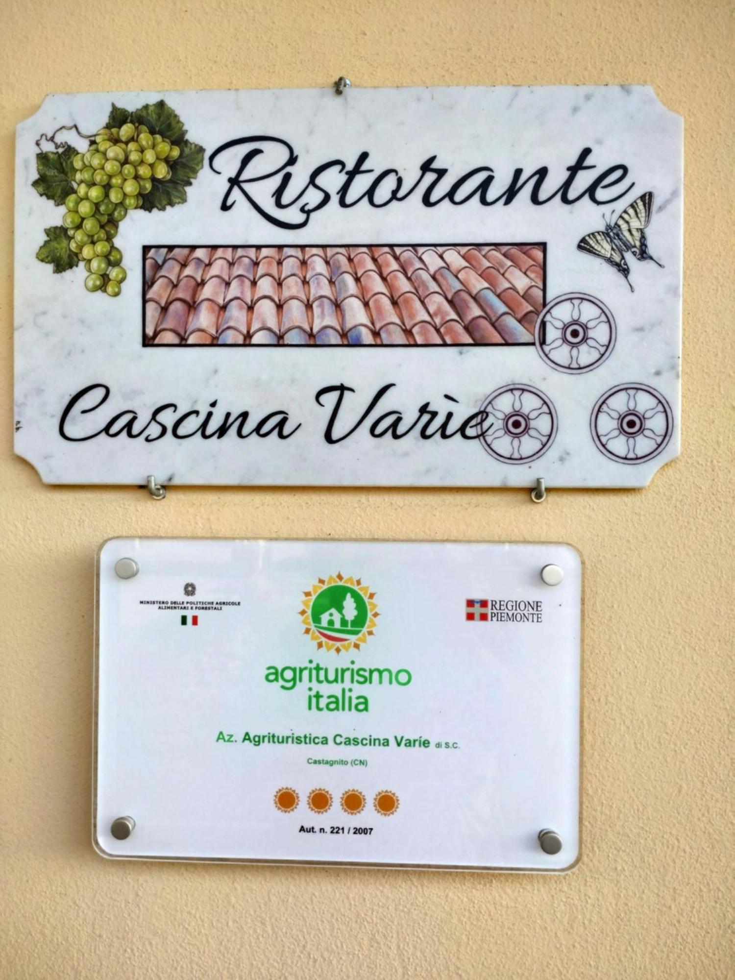 Agriturismo Cascina Varie Castagnito Exterior photo